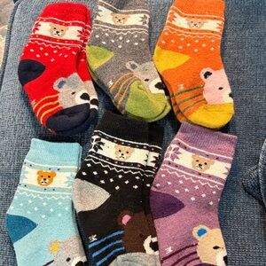 Colorful Bear Patterned Socks Set